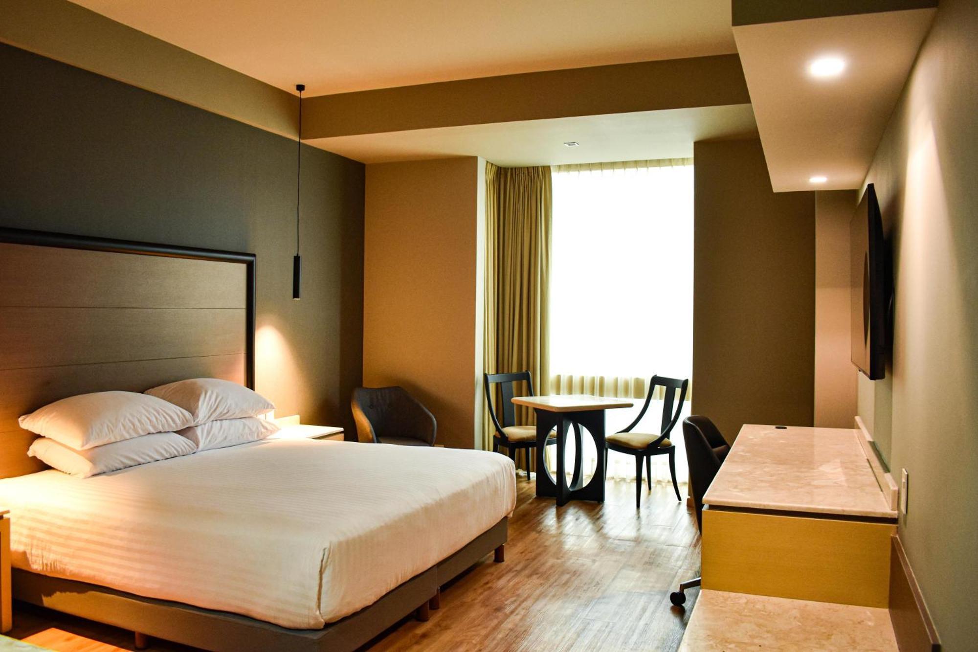 Ramada By Wyndham Mexico City Santa Fe Exteriör bild