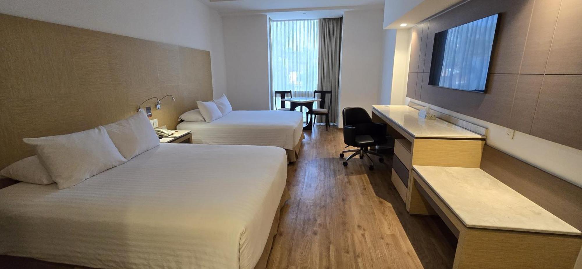Ramada By Wyndham Mexico City Santa Fe Exteriör bild